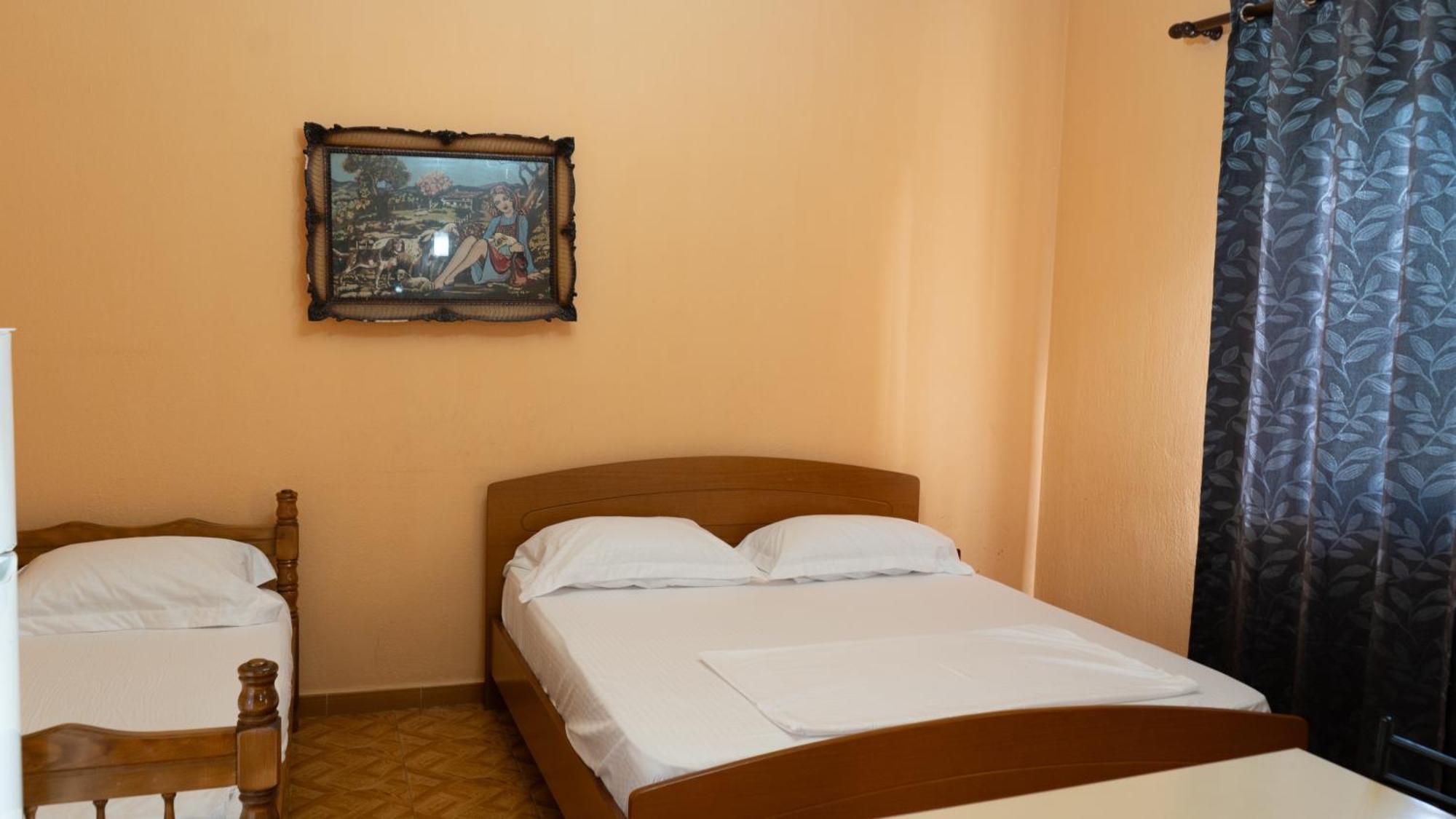 Villa Osmani Durrës Eksteriør billede
